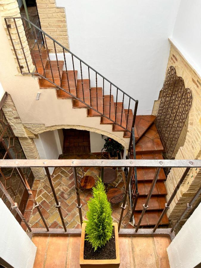 Hostal Servilia كارمونا المظهر الخارجي الصورة