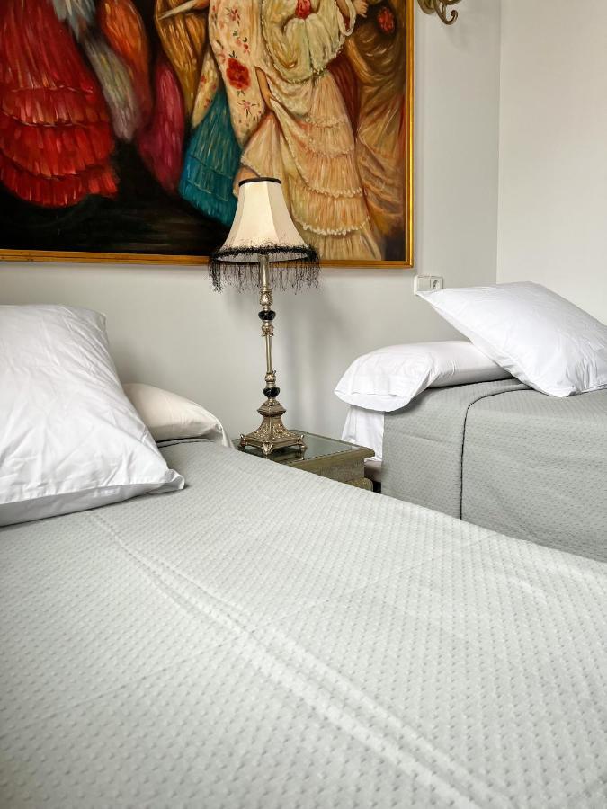 Hostal Servilia كارمونا المظهر الخارجي الصورة