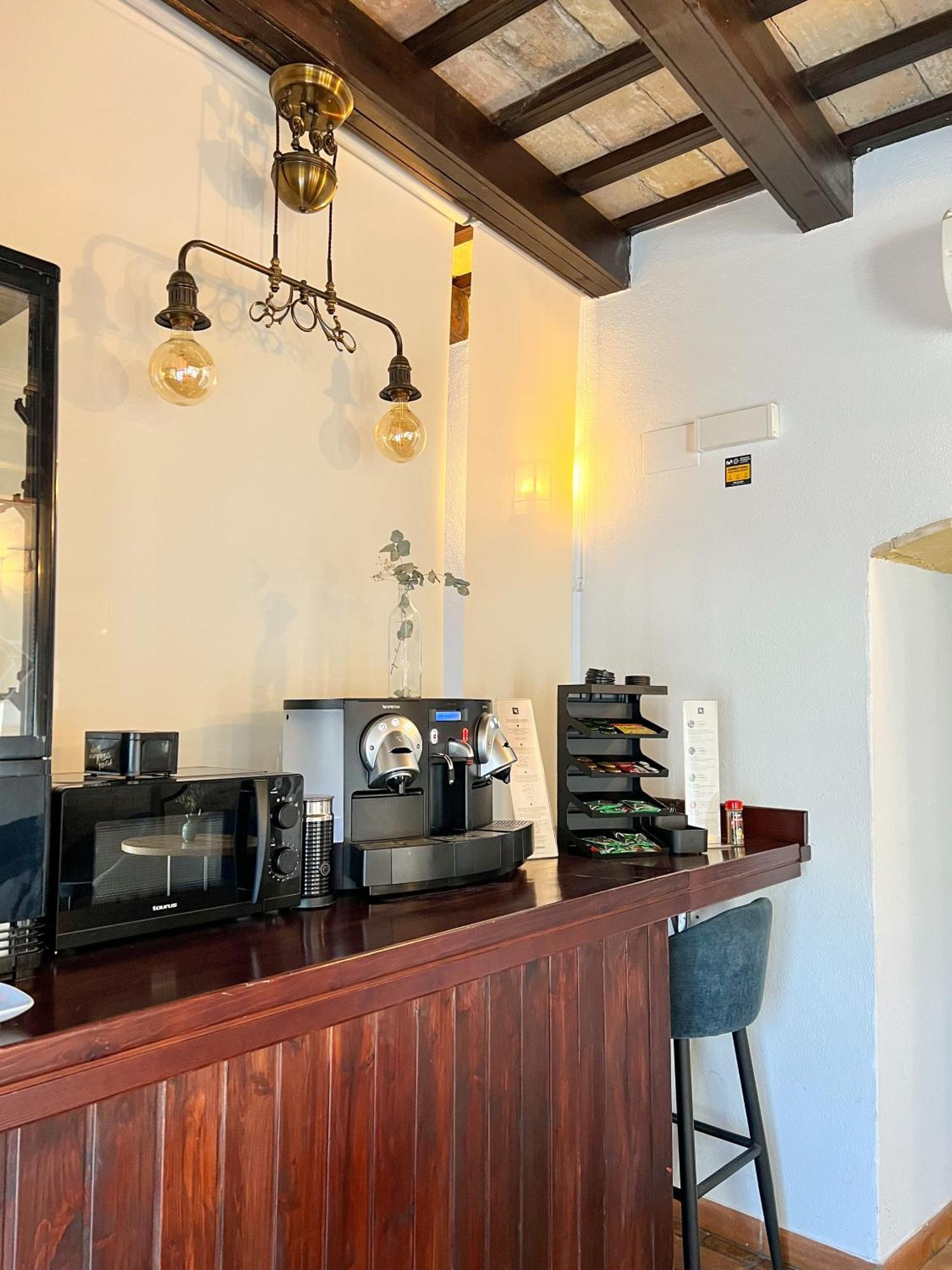 Hostal Servilia كارمونا المظهر الخارجي الصورة