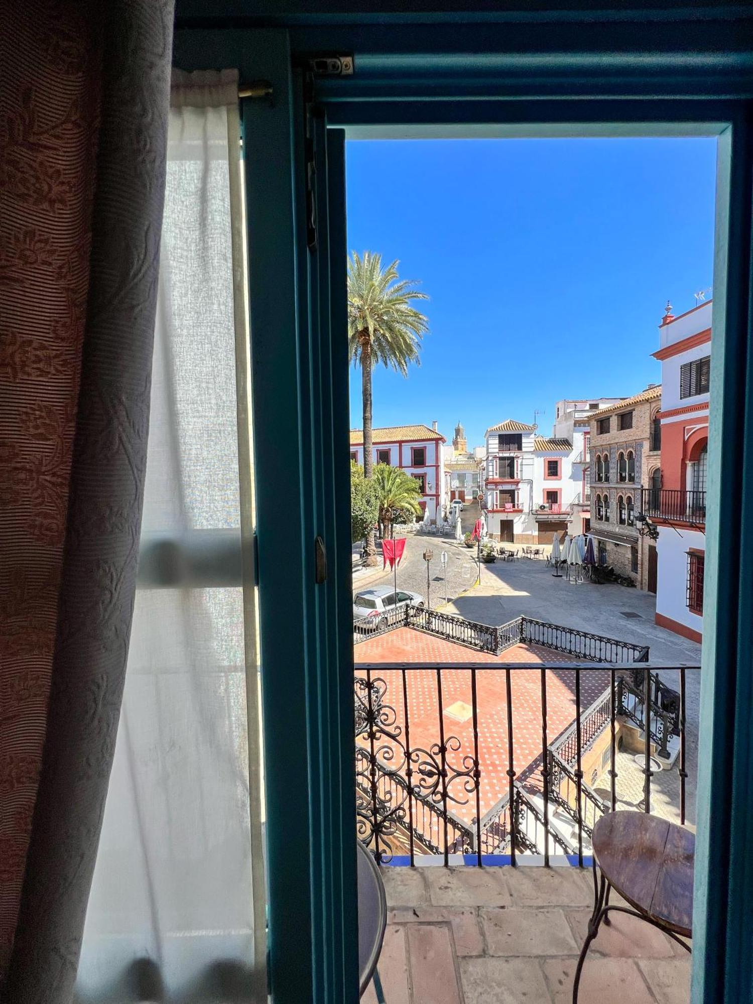 Hostal Servilia كارمونا المظهر الخارجي الصورة