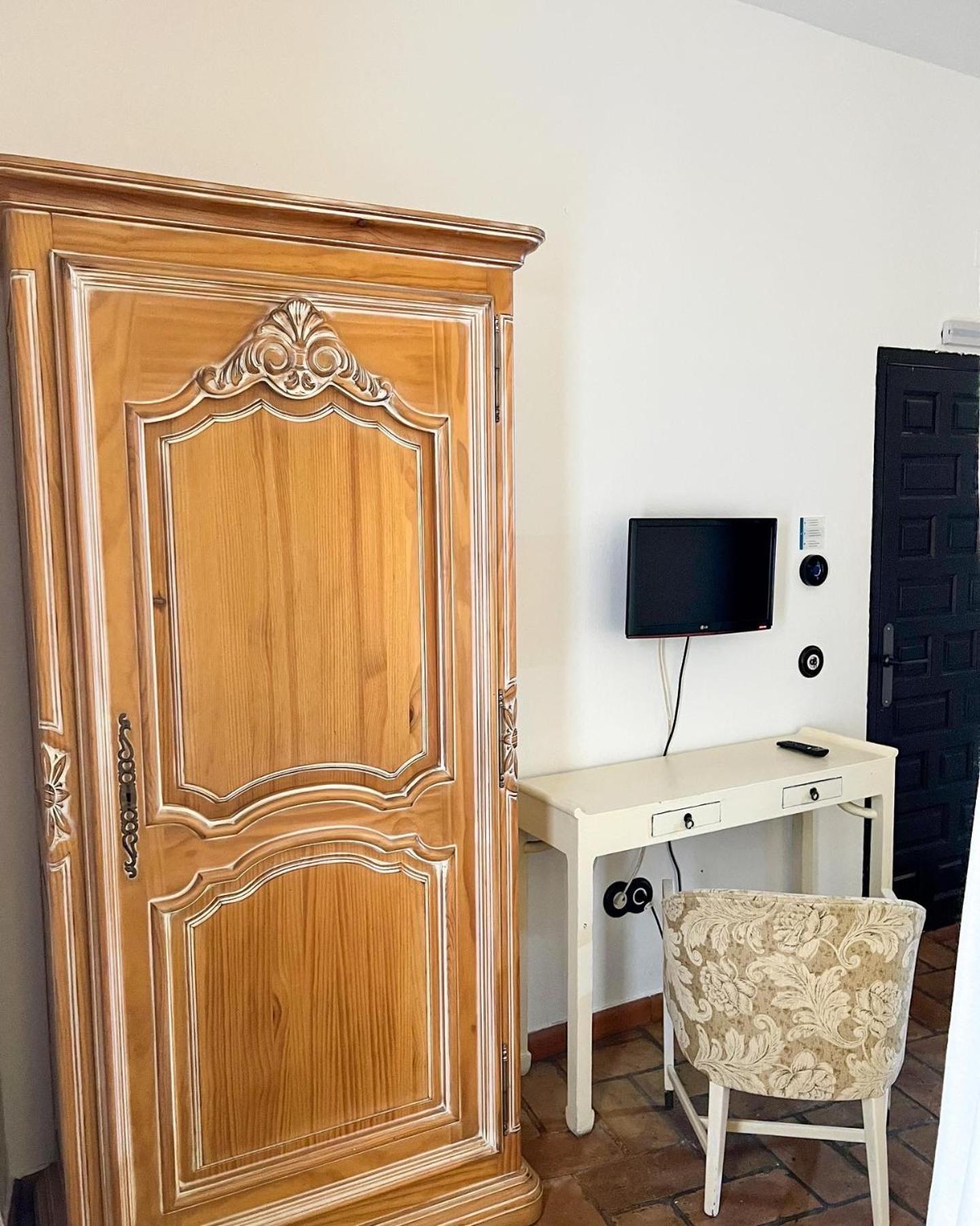 Hostal Servilia كارمونا المظهر الخارجي الصورة